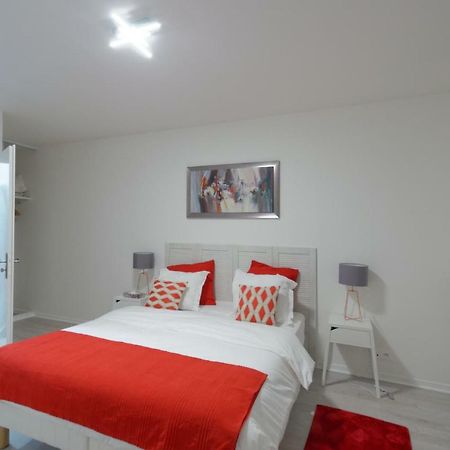 Red-Line Apartment Сери Екстериор снимка