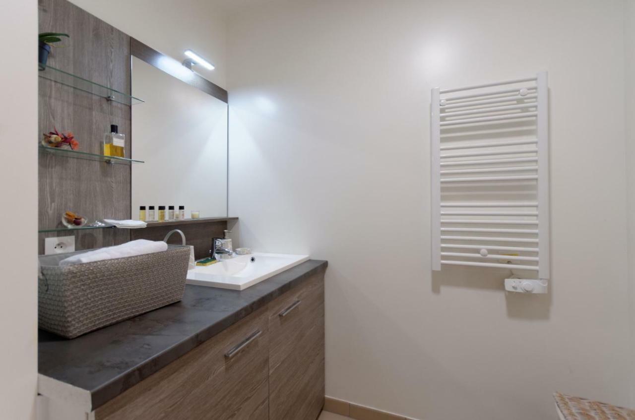 Red-Line Apartment Сери Екстериор снимка