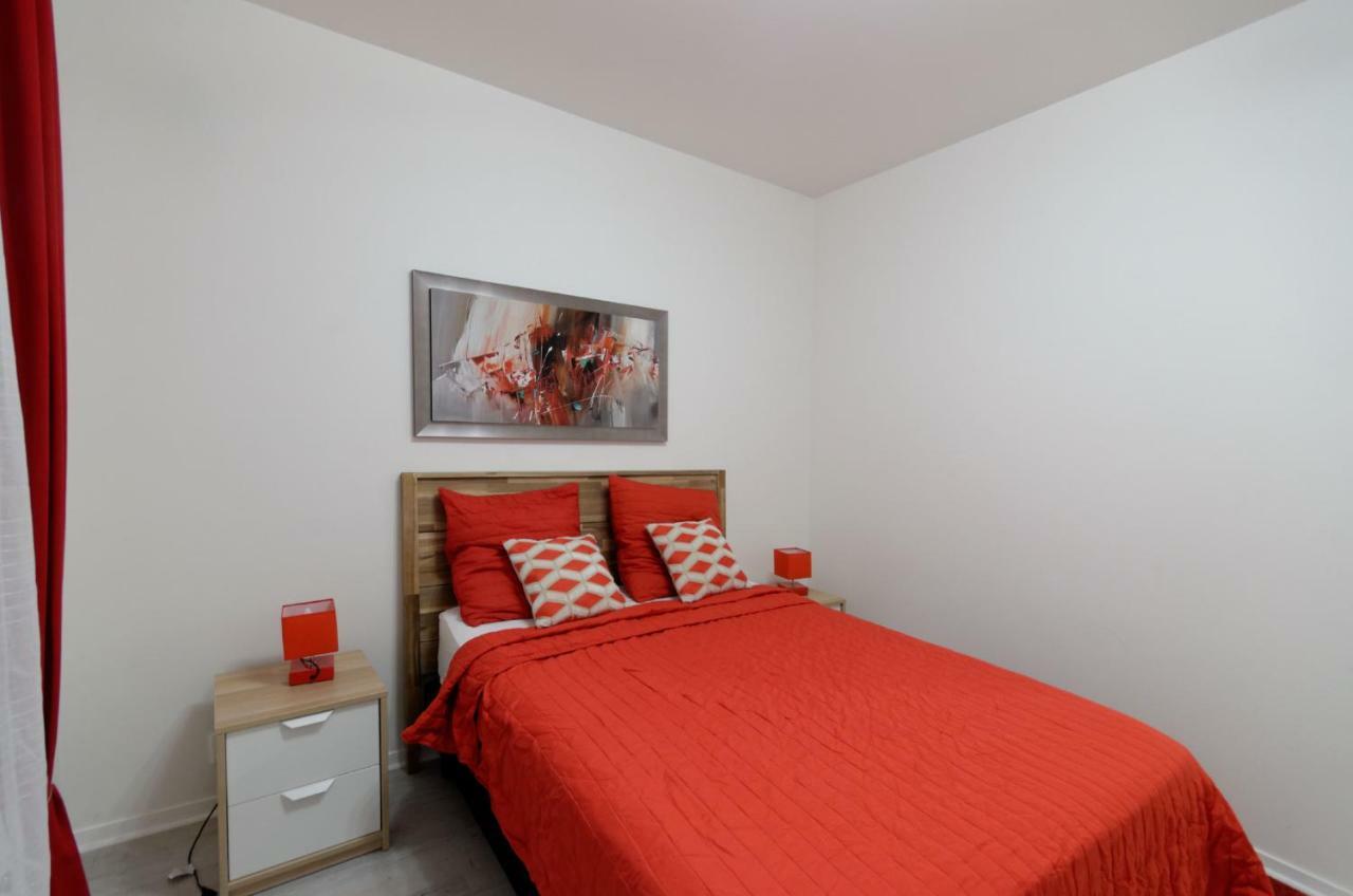 Red-Line Apartment Сери Екстериор снимка