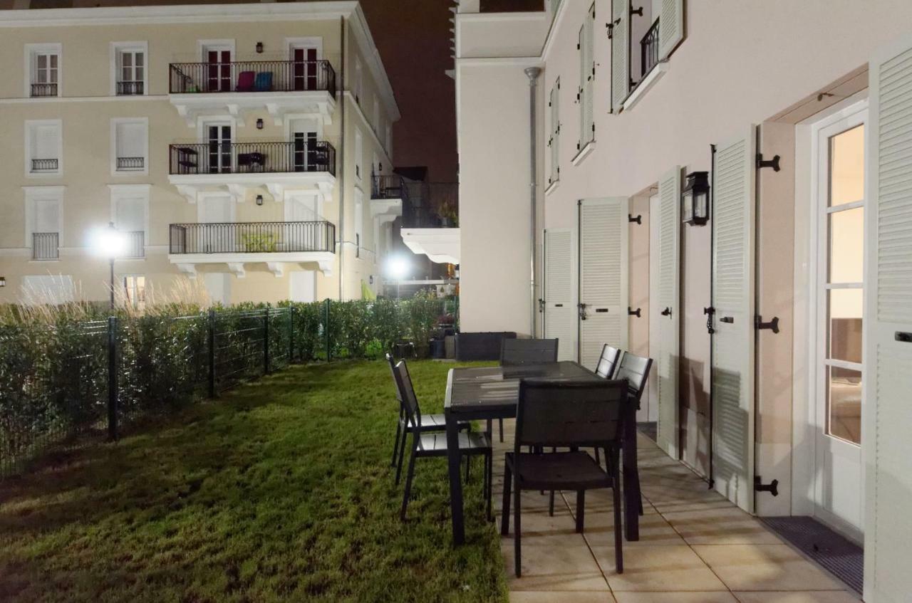 Red-Line Apartment Сери Екстериор снимка