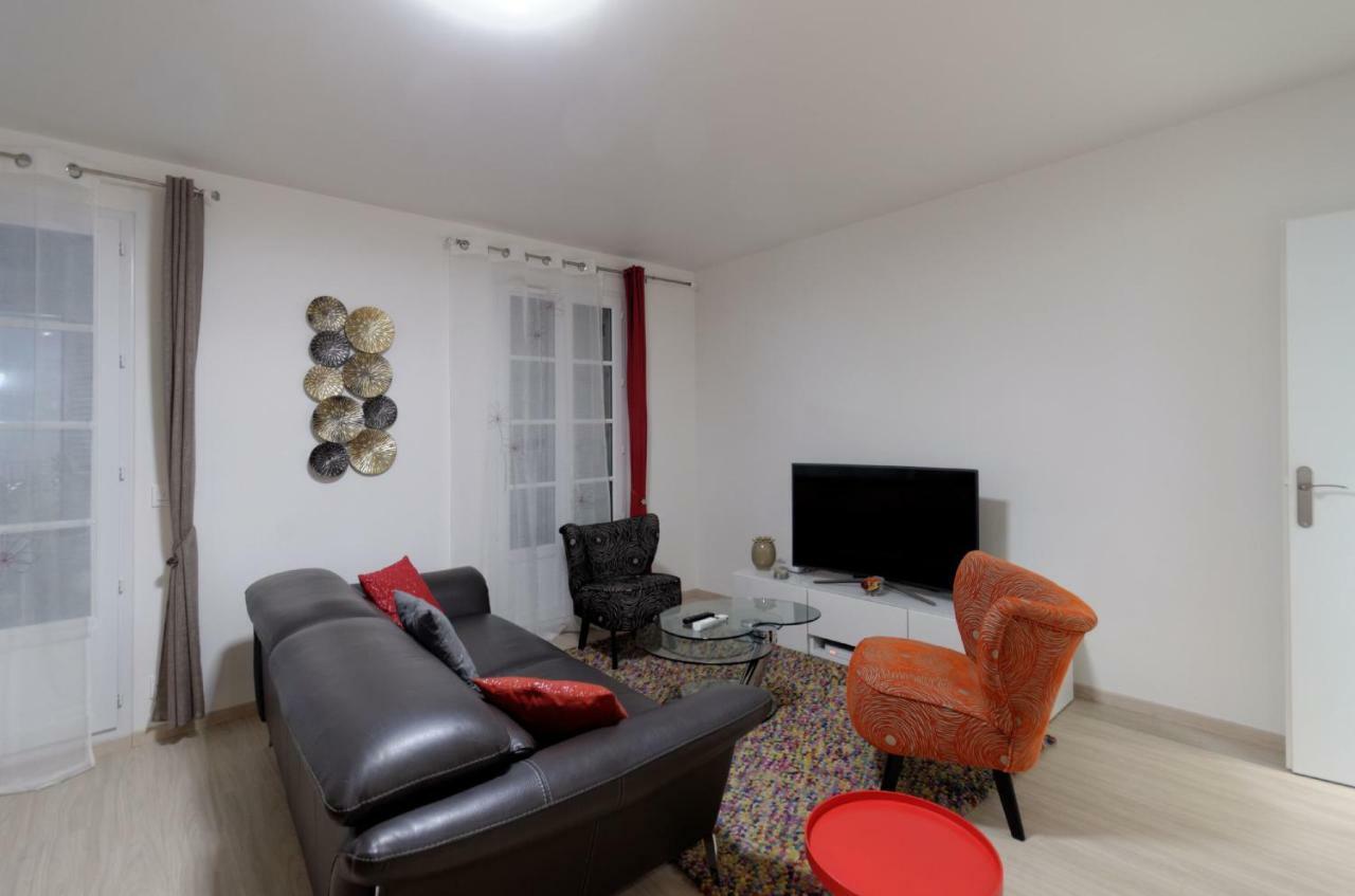 Red-Line Apartment Сери Екстериор снимка